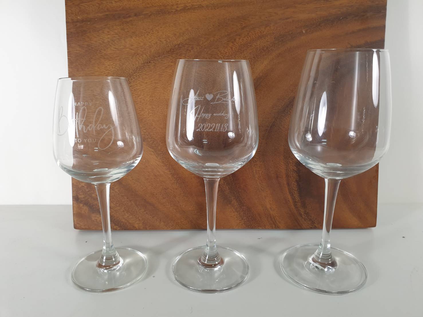 玻璃杯雕刻 |  標準紅酒杯系列 |  專屬木盒包裝單入 | 第四張展示圖