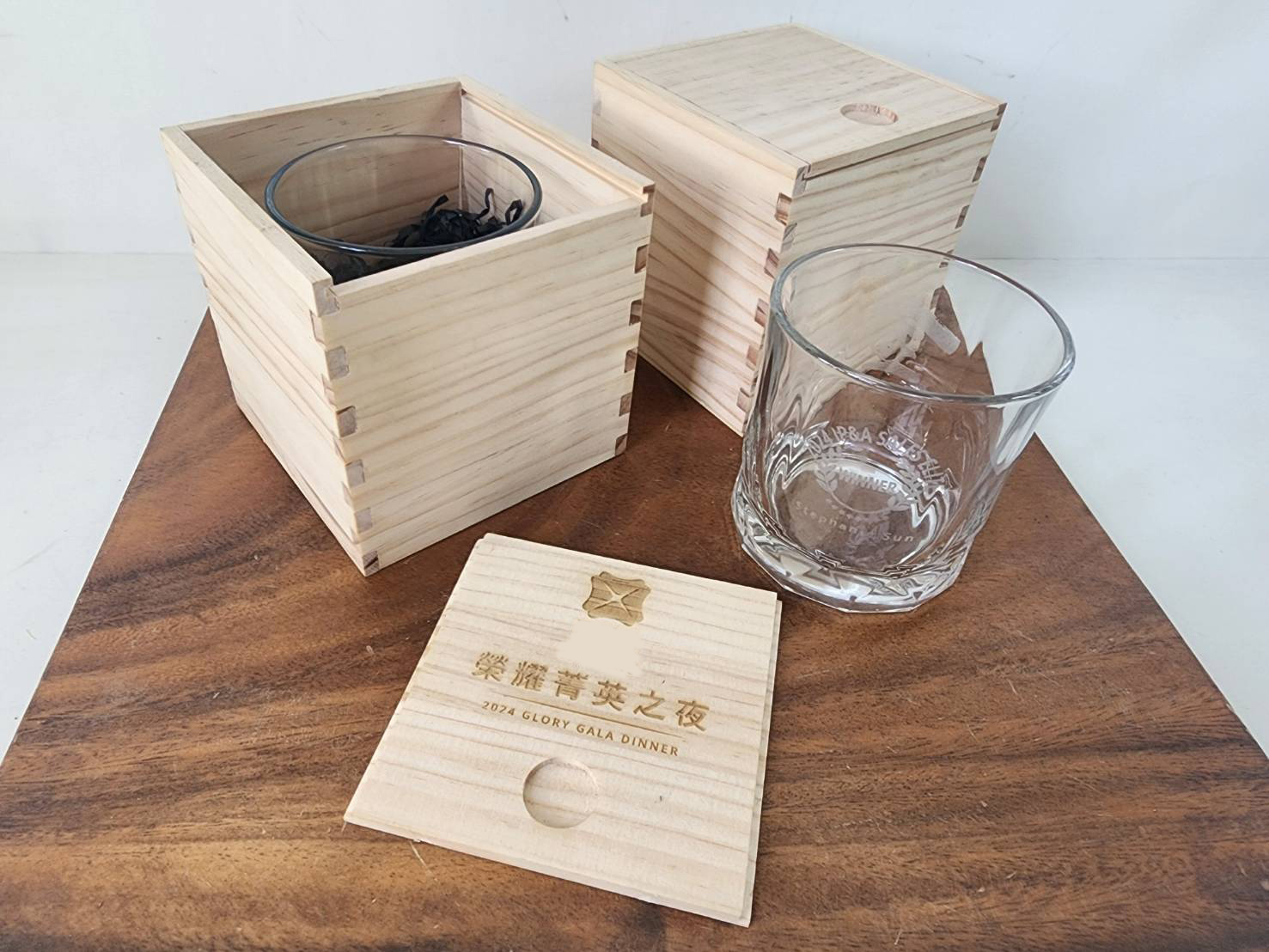 玻璃杯雕刻  Connexion 威士忌酒杯  雙入木盒裝 可刻名字 LOGO | 第六張展示圖