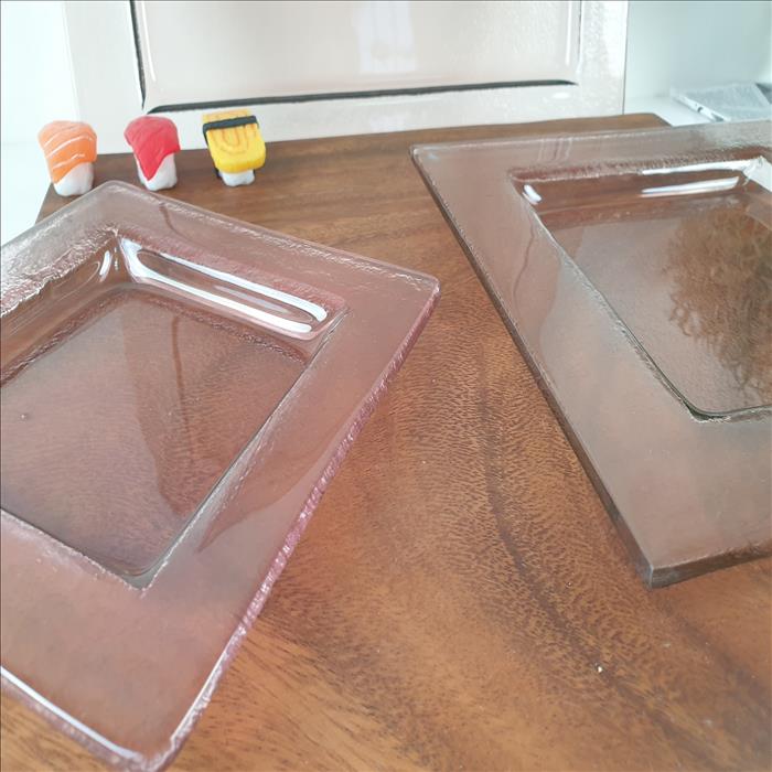 窯燒玻璃盤/【粉色】四角正方盤 (小)(中)(大)(最大) | 第四張展示圖