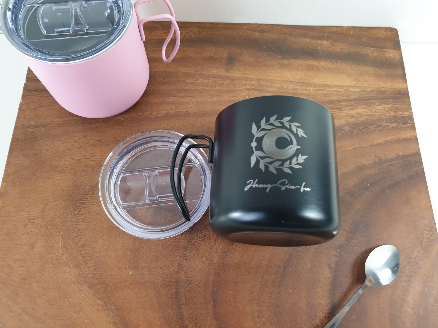 光雕不鏽鋼保溫杯 咖啡杯 含杯蓋 4色可選 350ml 可刻印LOGO字圖 | 第一張展示圖